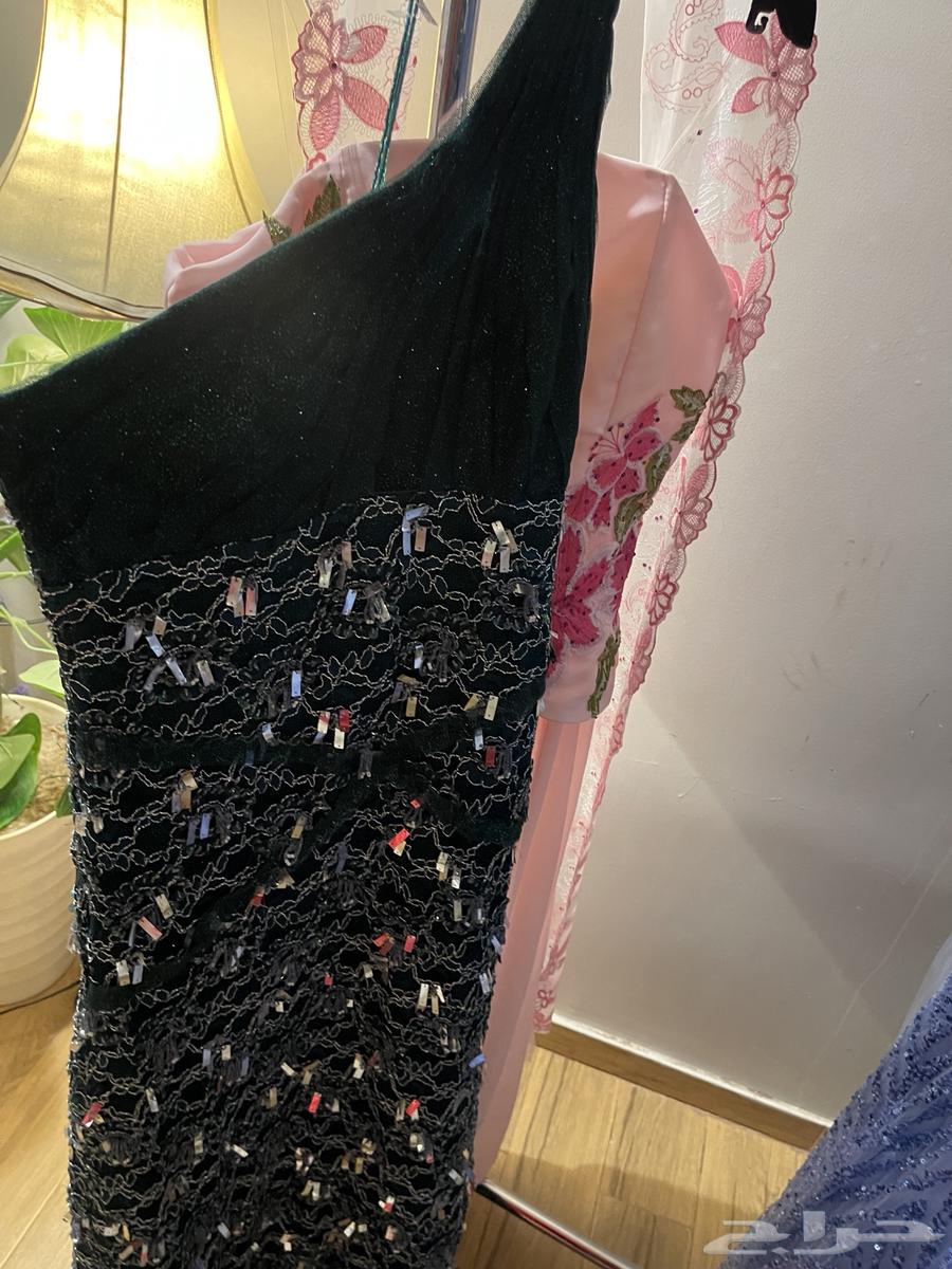 فساتين لبيع نظيف ومستعمل. عرض اليوم الوطني خصم 10 بالميه64619292600962110