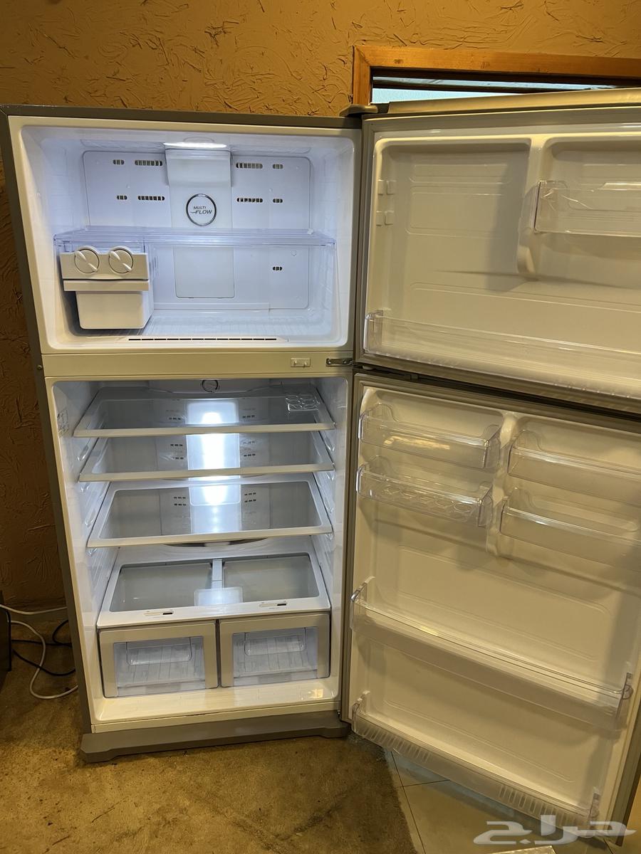 Samsung Refrigerator, 21 Cubic Feet, Used for Two Months, New64617614470787111