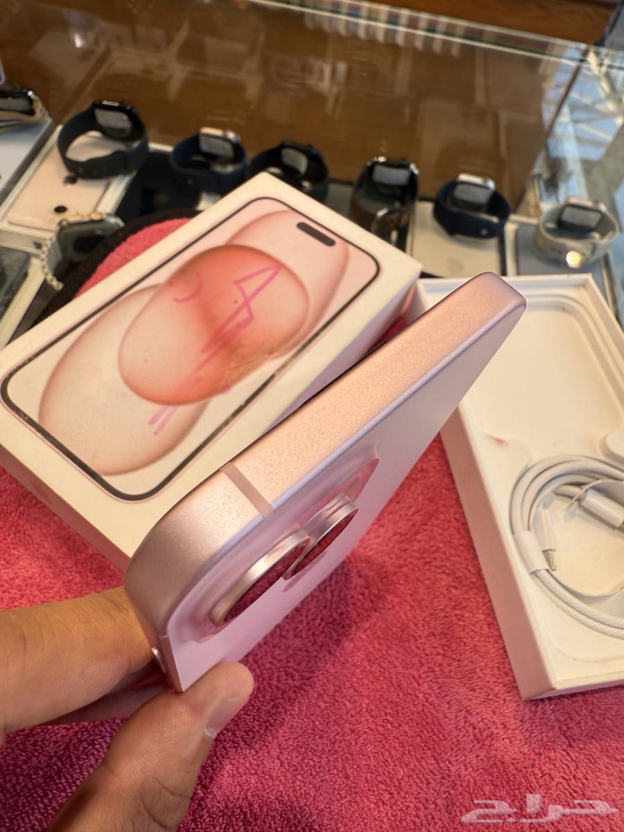 آيفون 15 عادي 128 قيقاء بطارية 100  مع كرتونه وكامل اغراضه64622253431041114