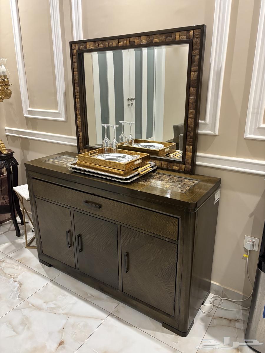 طاولة طعام للبيع64624315357827110