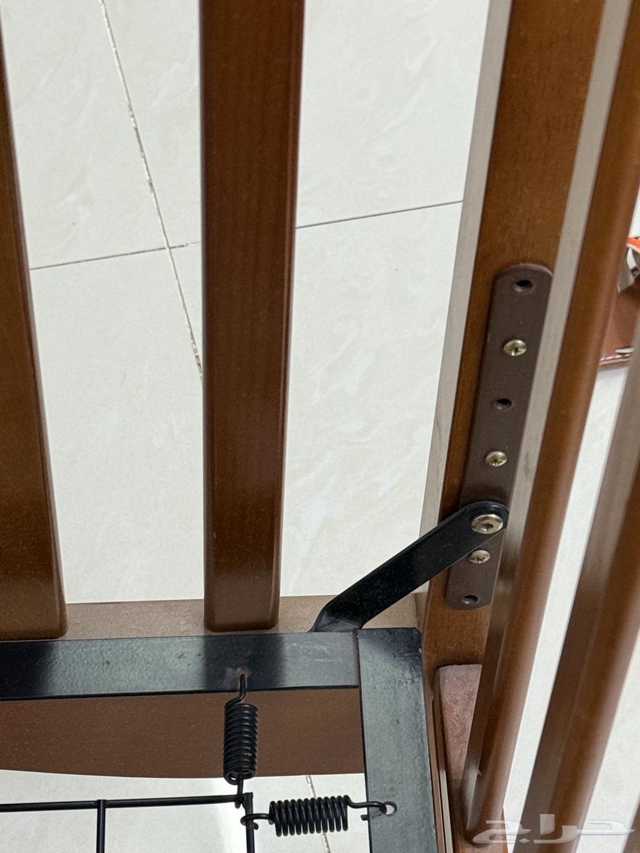 سرير أطفال   بحالة جيده جد ا من سنتربوينت ..64624462459778113