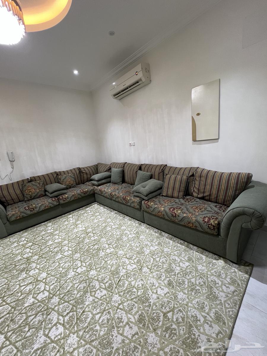 كنب مكون من اربع قطع وصوفه استعمال نظيف قماش من القثمي64161178118914112