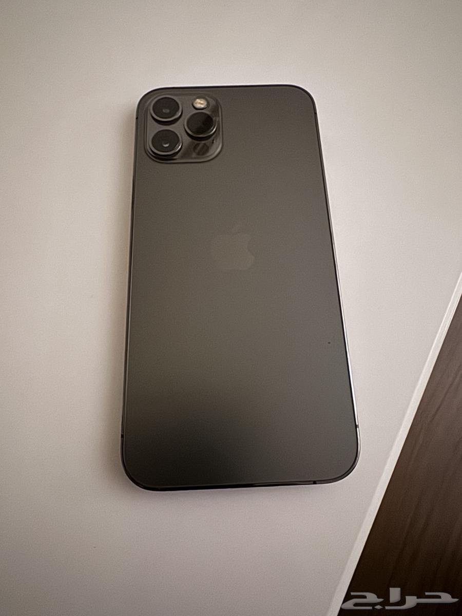 ايفون 12 برو لون اسود64617465526529110