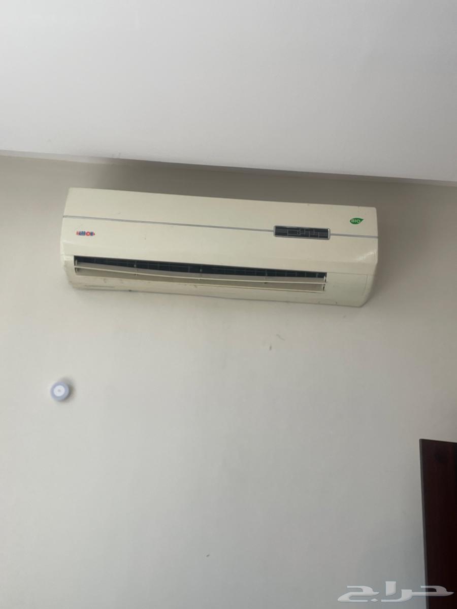 Split Air Conditioner, 700 Riyals64620129831427110