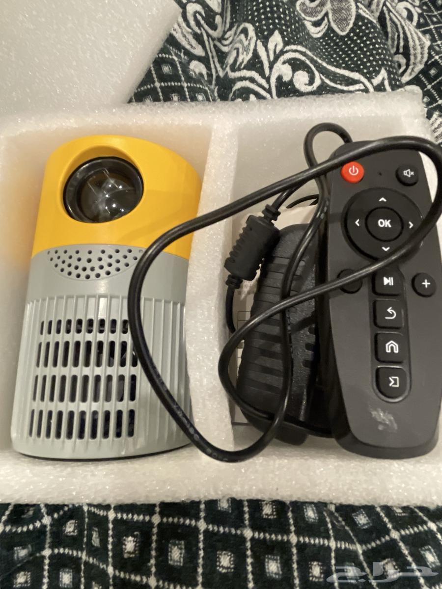 Brand-new Borrego Mini Projector, Used Only Once64622887305345113