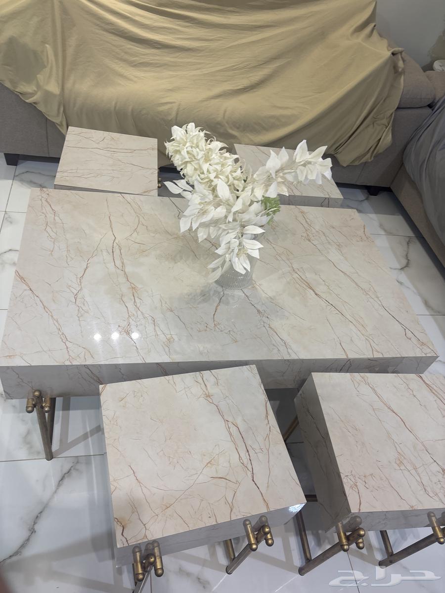 Guest Table64624548663042112