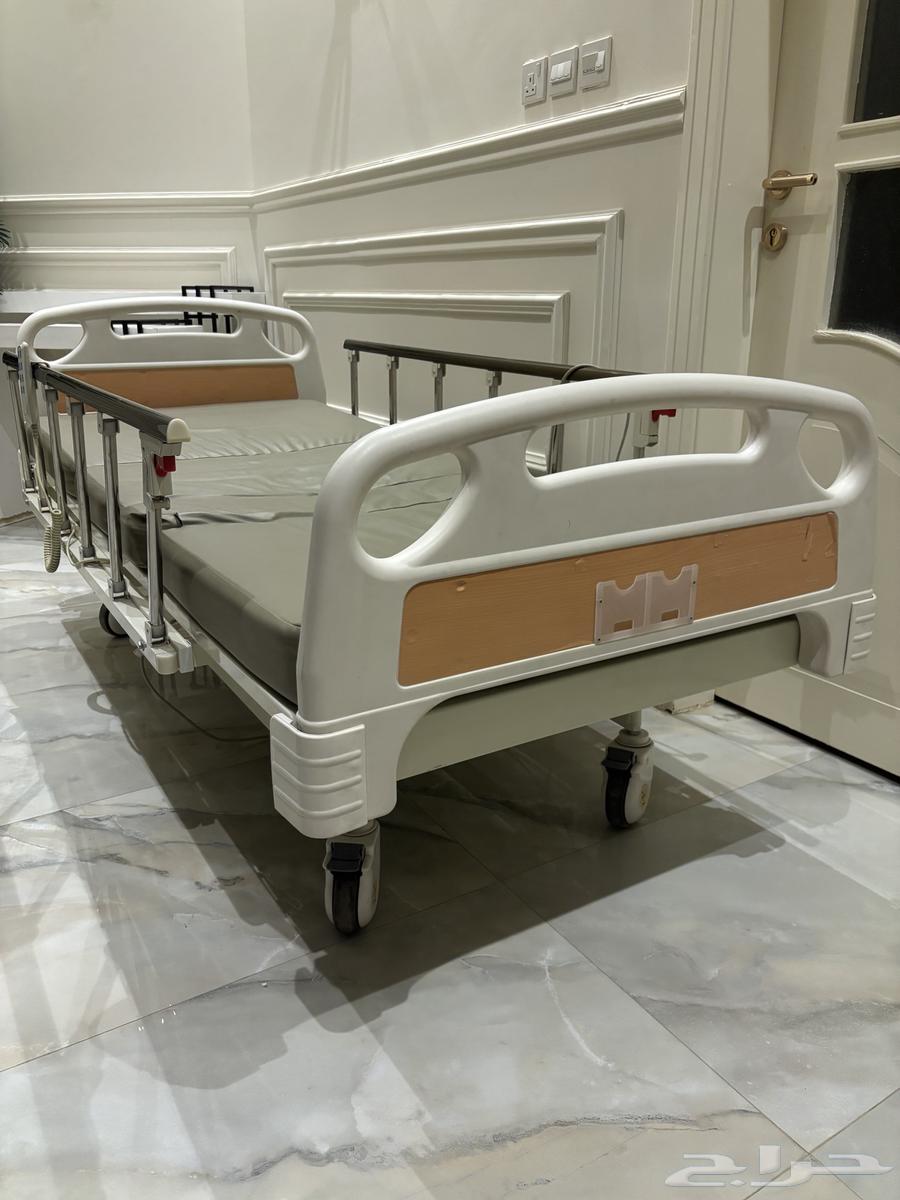 للبيع سرير طبي64617350682881110