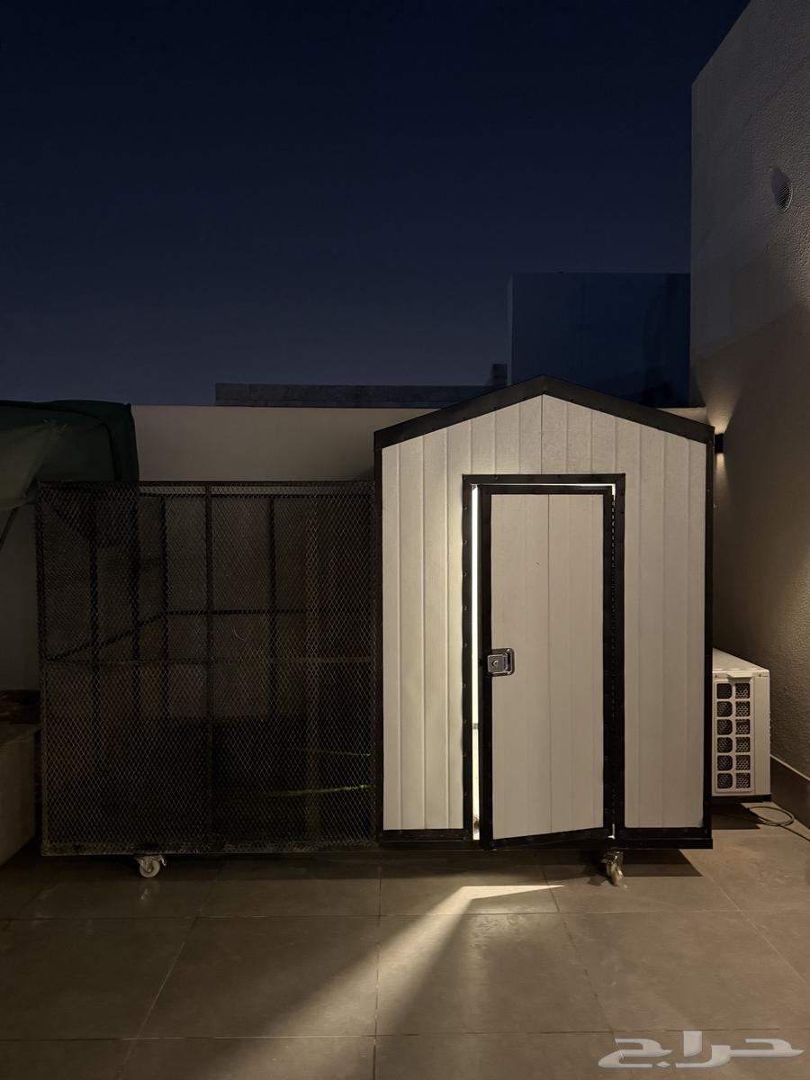 غرفة كلب مكيفة مع حوش خارجي64619280025985112