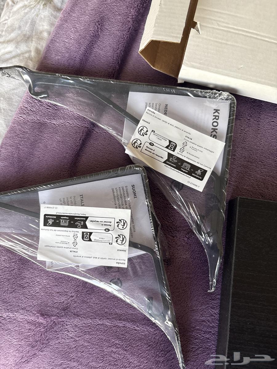 رف للبيع من ايكيا64621530118145111