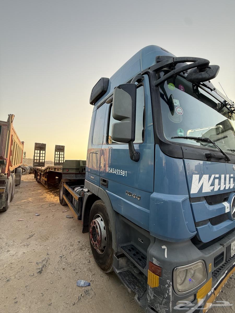 شاحنة اكتروس 2011 مقاس 1844 للبيع64570285571970112