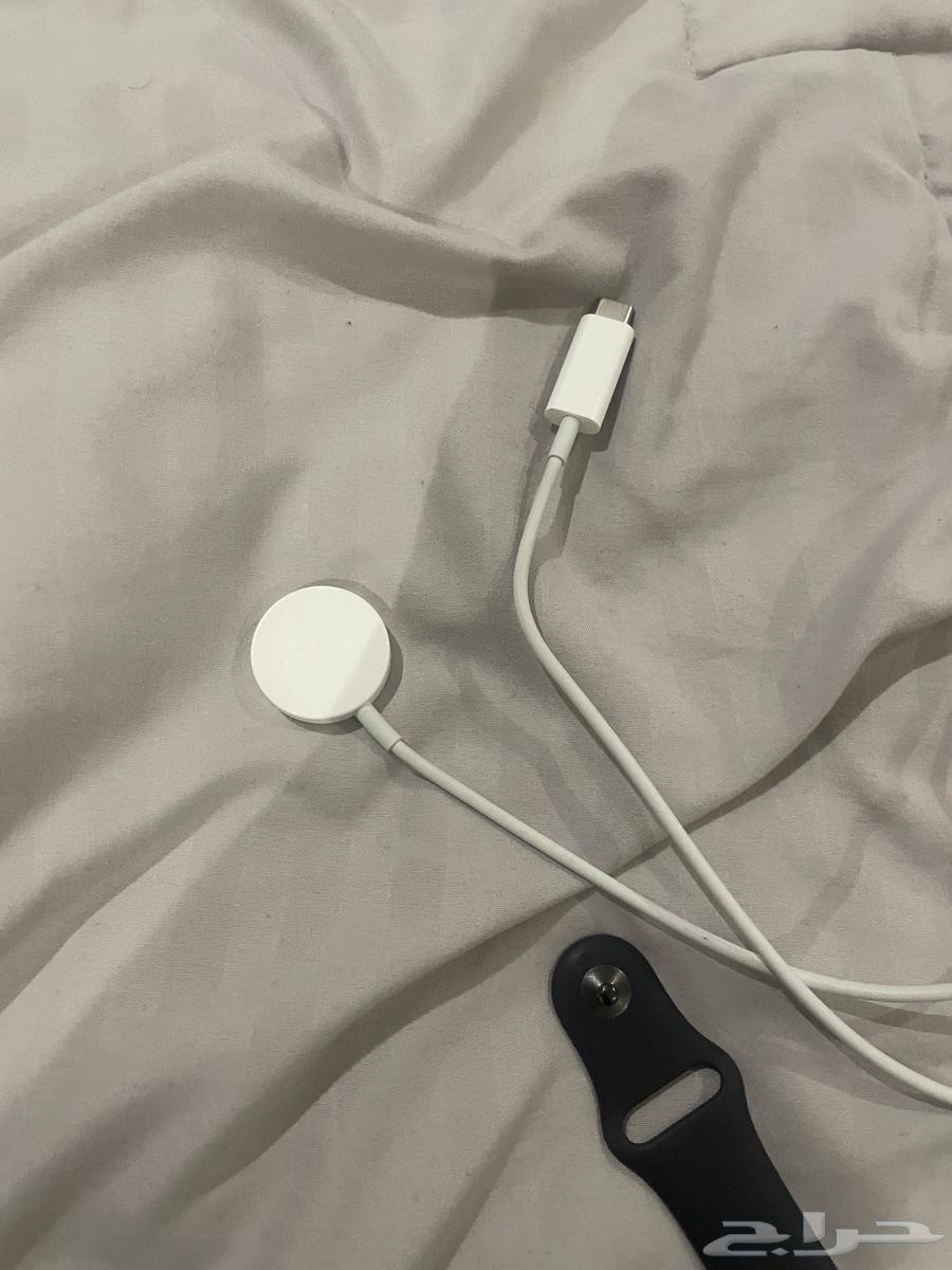 ساعة ابل SE 2 جديده استخدام شهر فقط64617125603075113