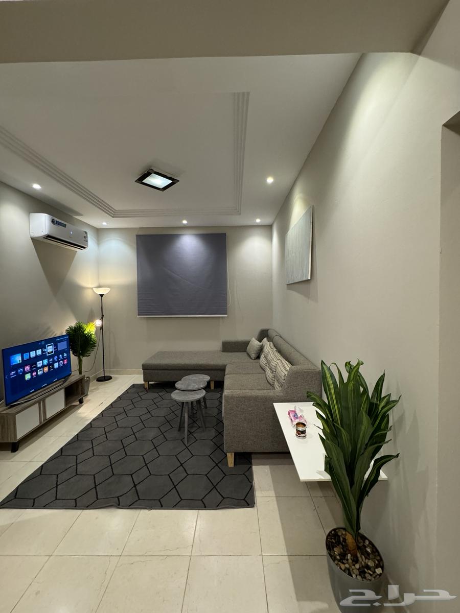 اثاث نظيف للبيع غرف نوم وكنب64625919928450112