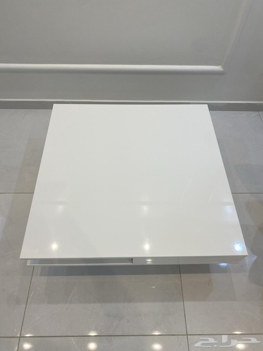 Table (New, Genuine Wood, No Defects)64623036149505111