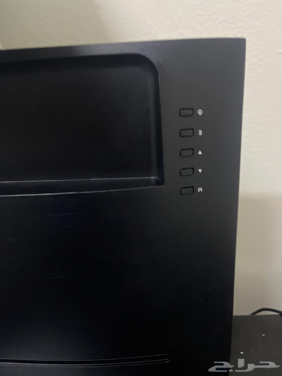 شاشه حلوه ونضيفه للي مزنيته على قده64616902341249112