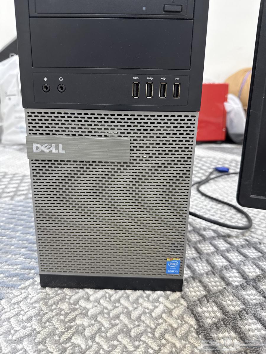 كمبيوتر للبيع معالج i5 مع الشاشة64624376646402110