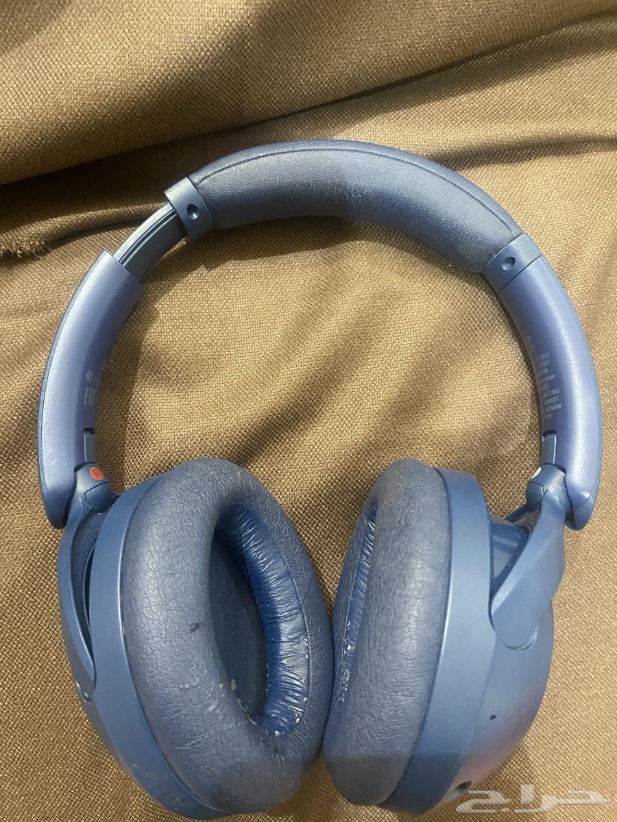 سماعات سوني مستعمله نظيفه فيها بس بعض التقطع في جلبة الاذن64620429758465112