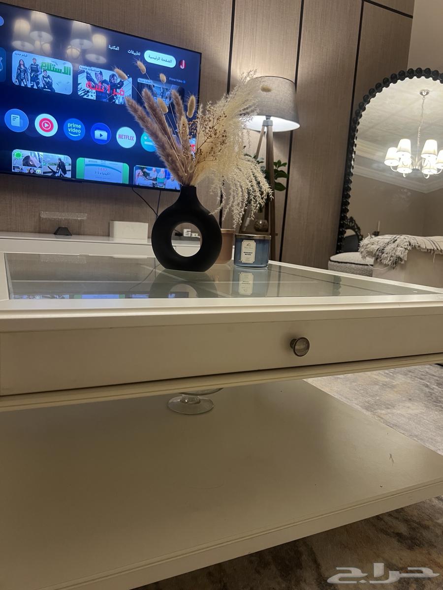 طاوله قهوه ايكيا نظيفه جدا64622091490433110