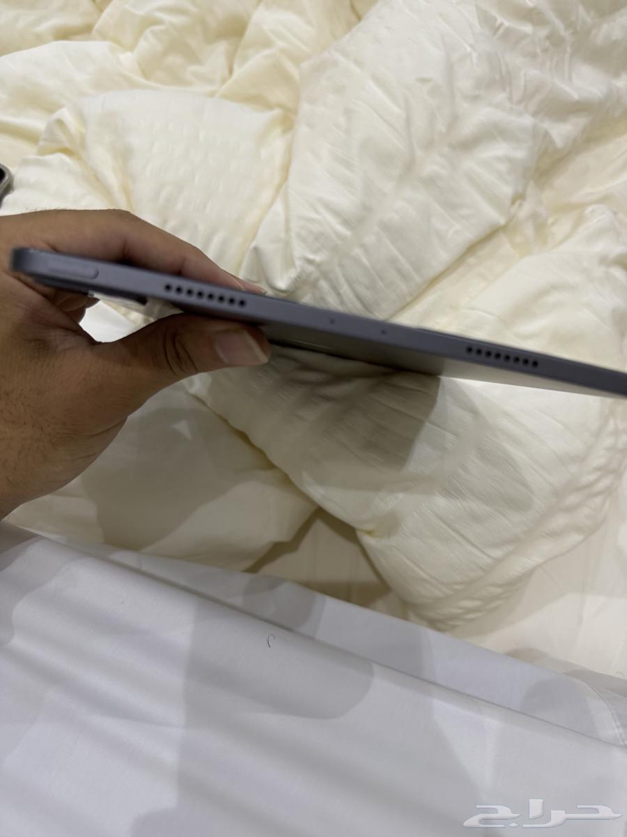 ايباد برو 2022 مساحة التخزين12864617376619394110