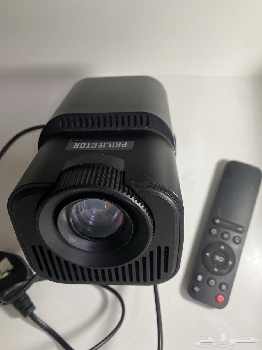 Projector64625587545345110