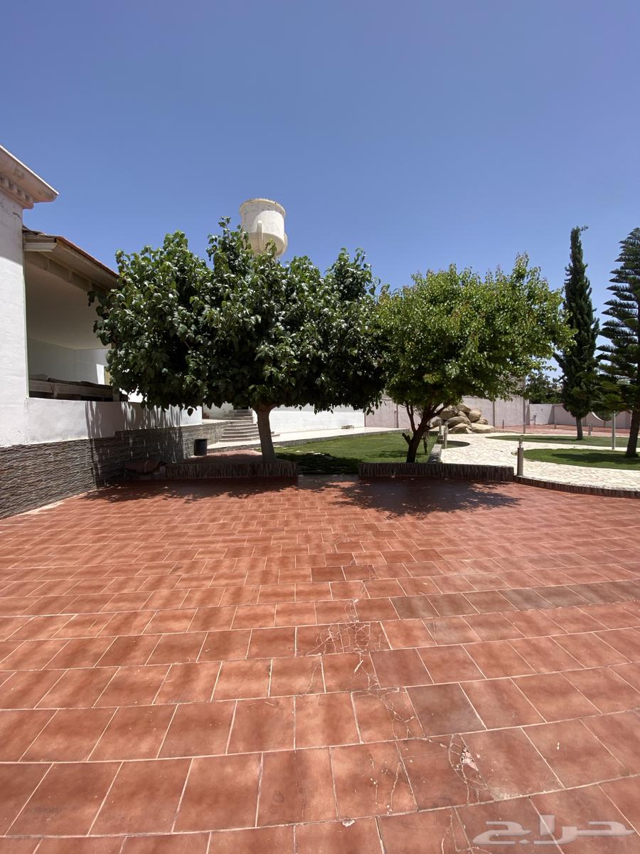 Rest area with land64147628558977111