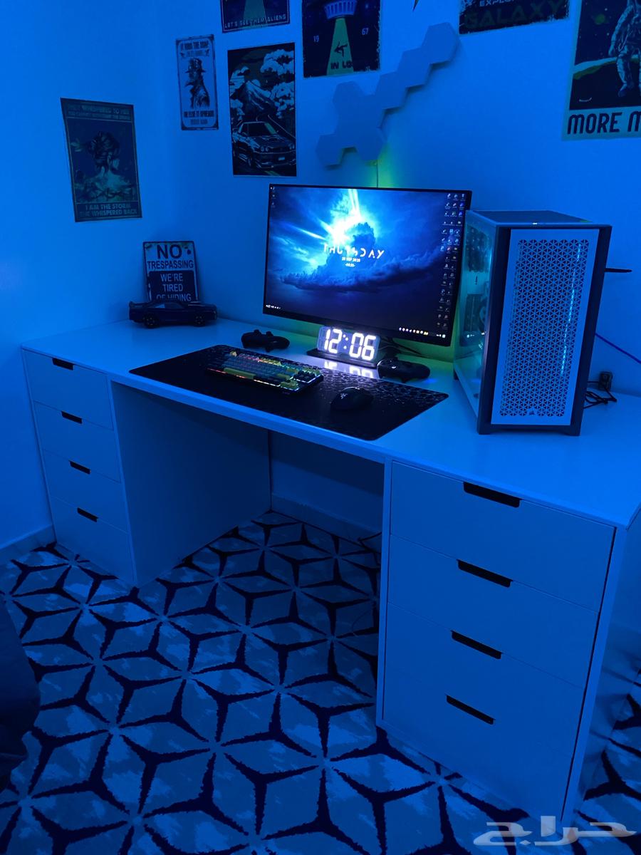 طاولة مكتبية   قيمنق نظيفة للبيع64620568200705110