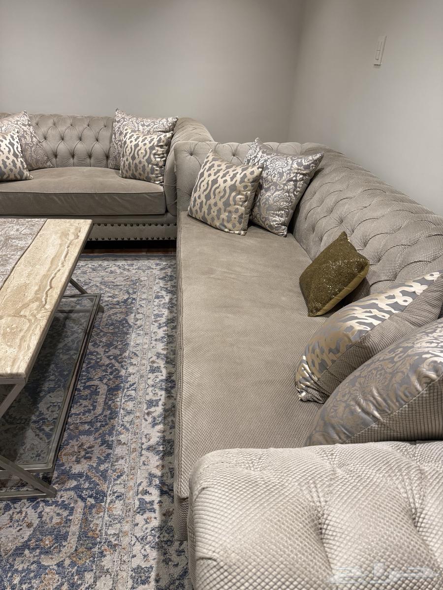 كنب شبه جديد مع طاوله رخام64621405391233111