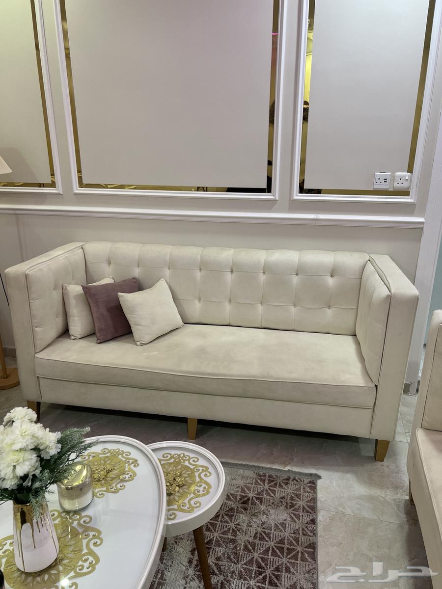 للبيع كنب صاله وطاوله تلفزيون و مدخل64622874790146111