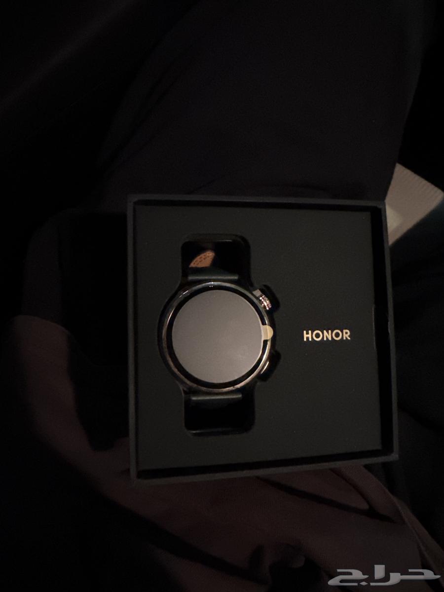 ساعة هواي هونر 4pro جديده ما انفكت64625687747201111