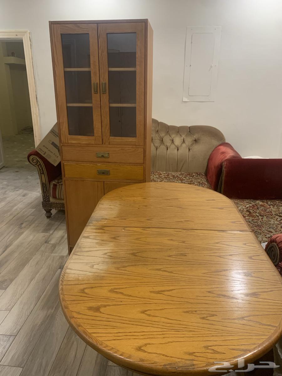 طاولة طعام خشب طبيعي مع البوفيه 200 فقط للجاد64623924431235113