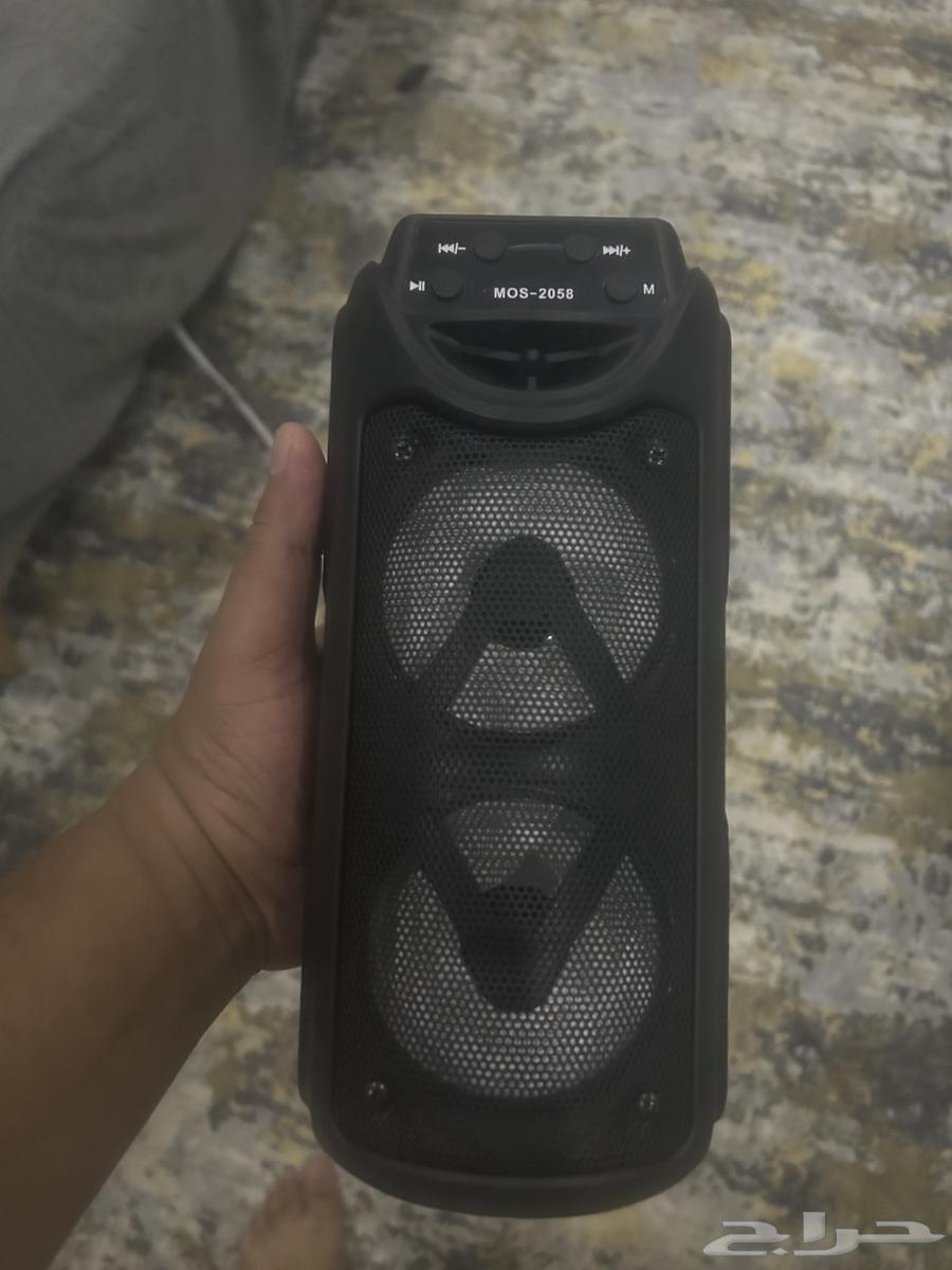 Portable Bluetooth Speaker for Sale, Almost New64559182426115110