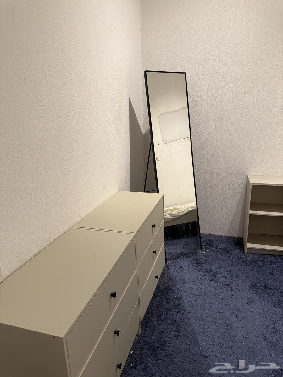 للبيع غرفة كاملة بحالة جيدة64619567655043113