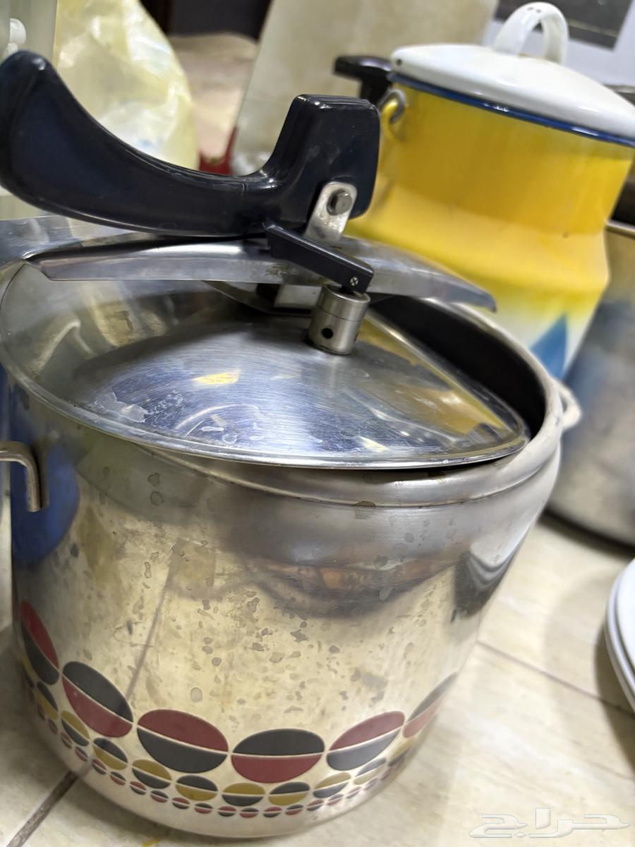 مجموعة اغراض البيع للكل64616827814530110