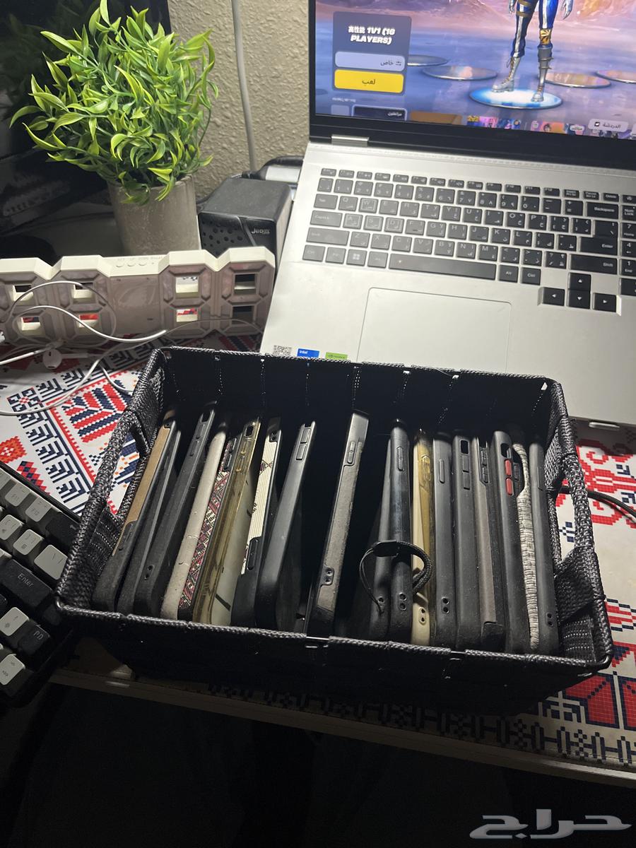 كفرات ايفون 11 للبيع64624879179905110