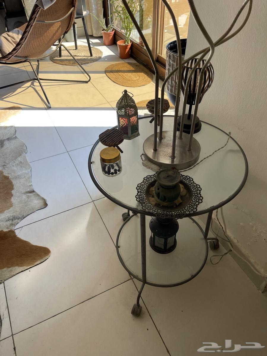 طاوله ايكيا ب 3 عجلات ب 50 ريال64615213713027110