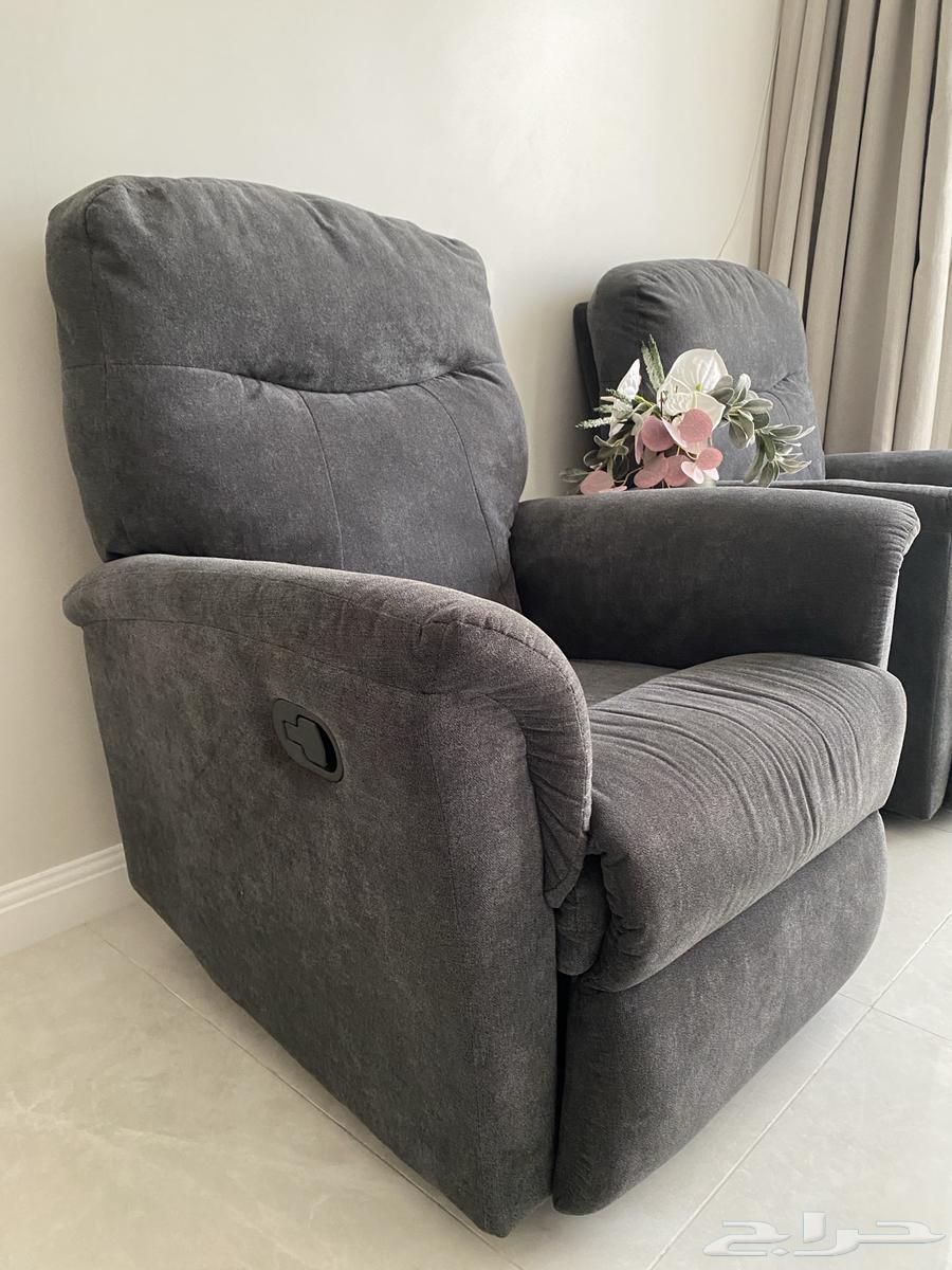 Two Relaxation Sofas64626005402499110