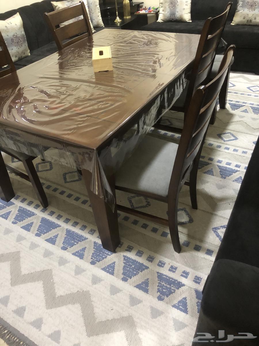 طاولة من هوم سنتر خشب ماليزي ممتاز ما فيها ولا عيب جيد جدا64616504939266110