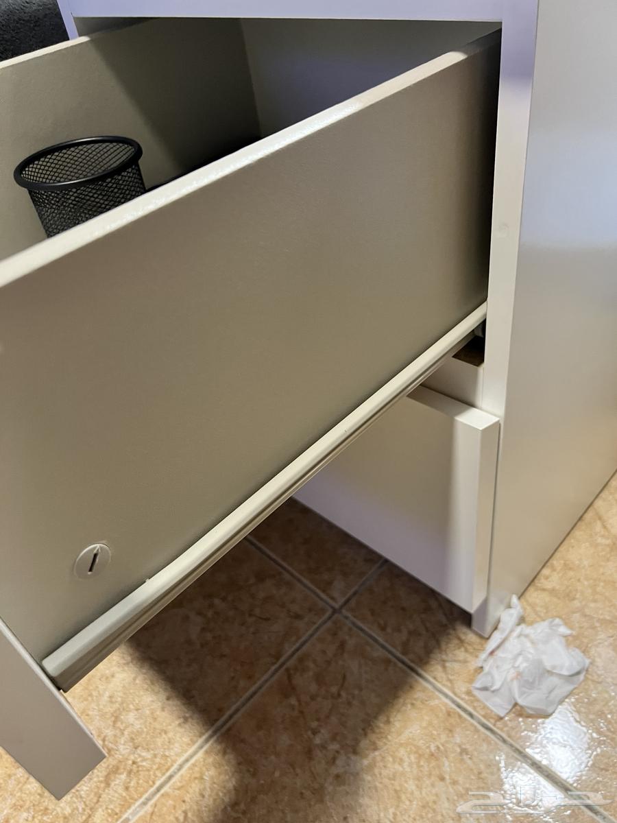 Bed with mattress and commode sold64524726249603114