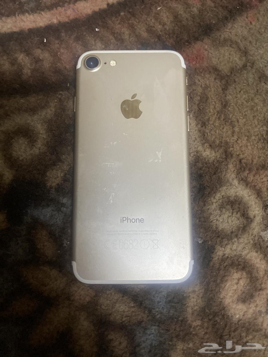ايفون 7 بس يحتاج بطارية و شاشة و زر هوم و سماعة وشريط سوني64624217747586111