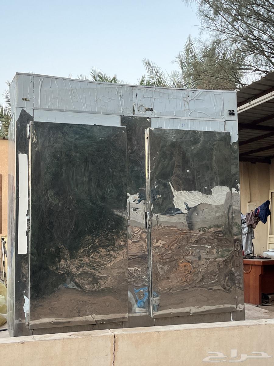 ثلاجه تخزين لحم مستعمله نضيف للبيع الطول64623318772993112