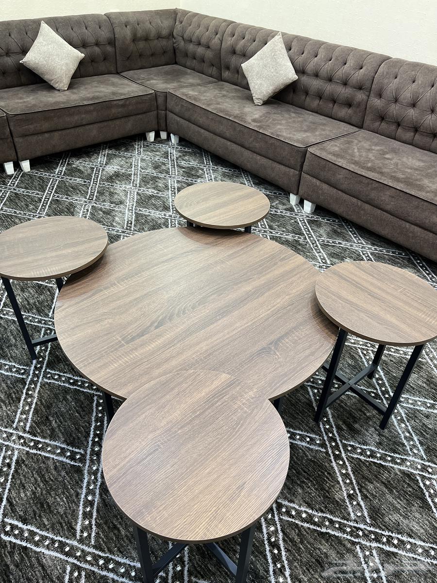 كنب بطاولاته للبيع64617200655233114