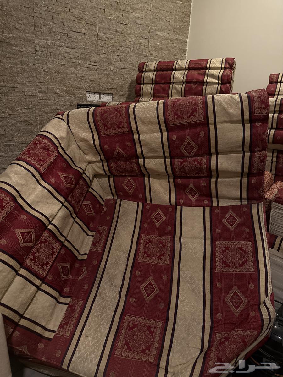 Sofas, Tables, and Chairs64622737667330111