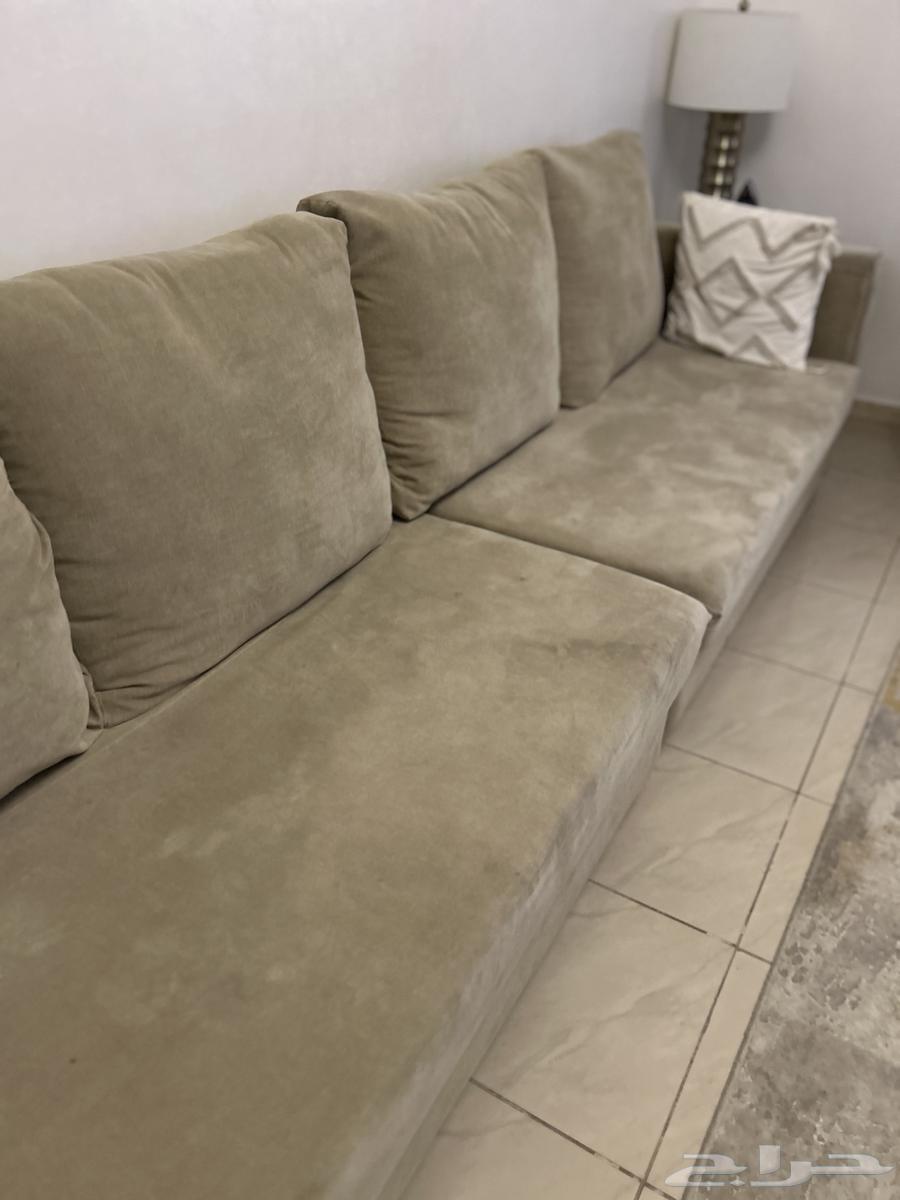 Full sofa set with carpet and relaxation sofa. Price: 35064621192414082110