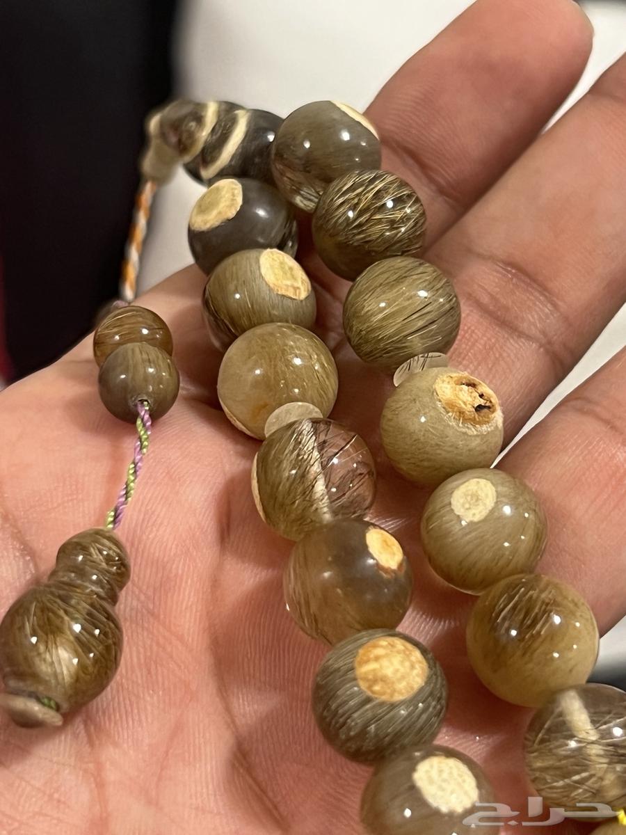 سبحة من جلد الذيب الطبيعي لون وخامه64625846233345113