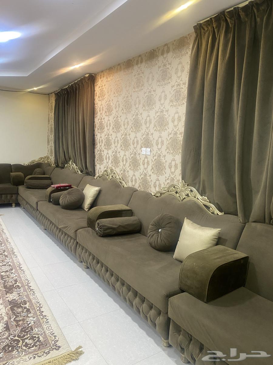 كنب مجلس رجال نظيف مع الفرشه64622874813570110