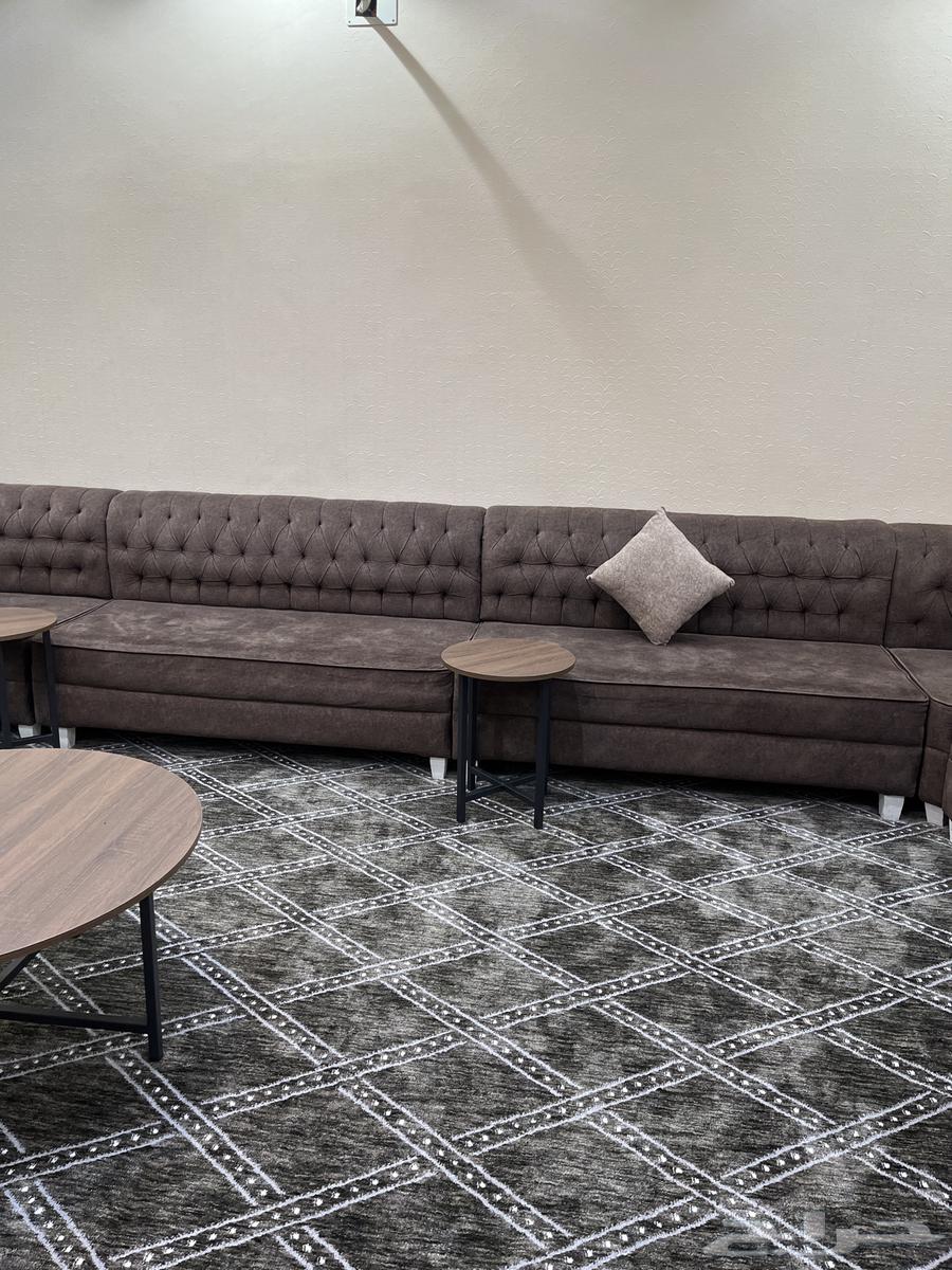 كنب بطاولاته للبيع64617200655233111