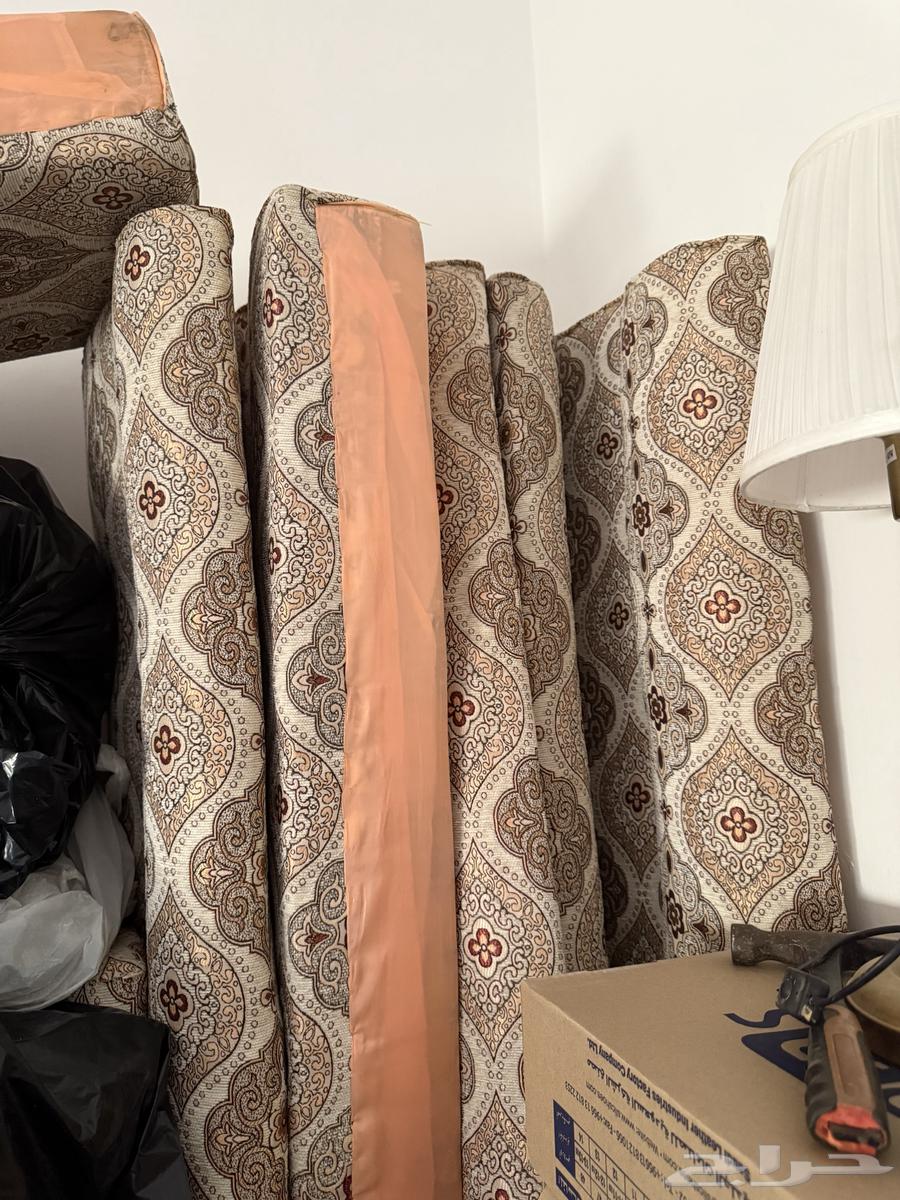 أغراض للبيع64620618306818111