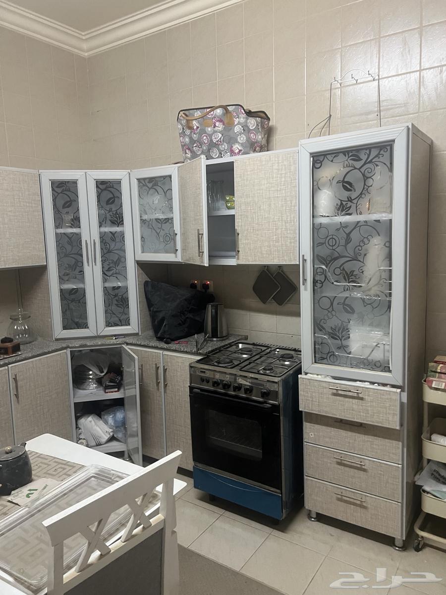 مطبخ المنيوم نظيف للبيع64616394471811112