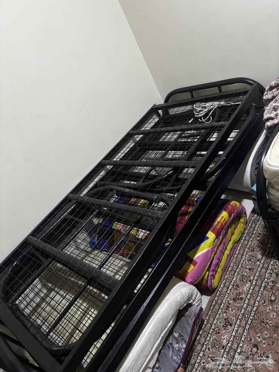 3سرير حديد مع 3 مراتب بحالة ممتازة64621393011969111