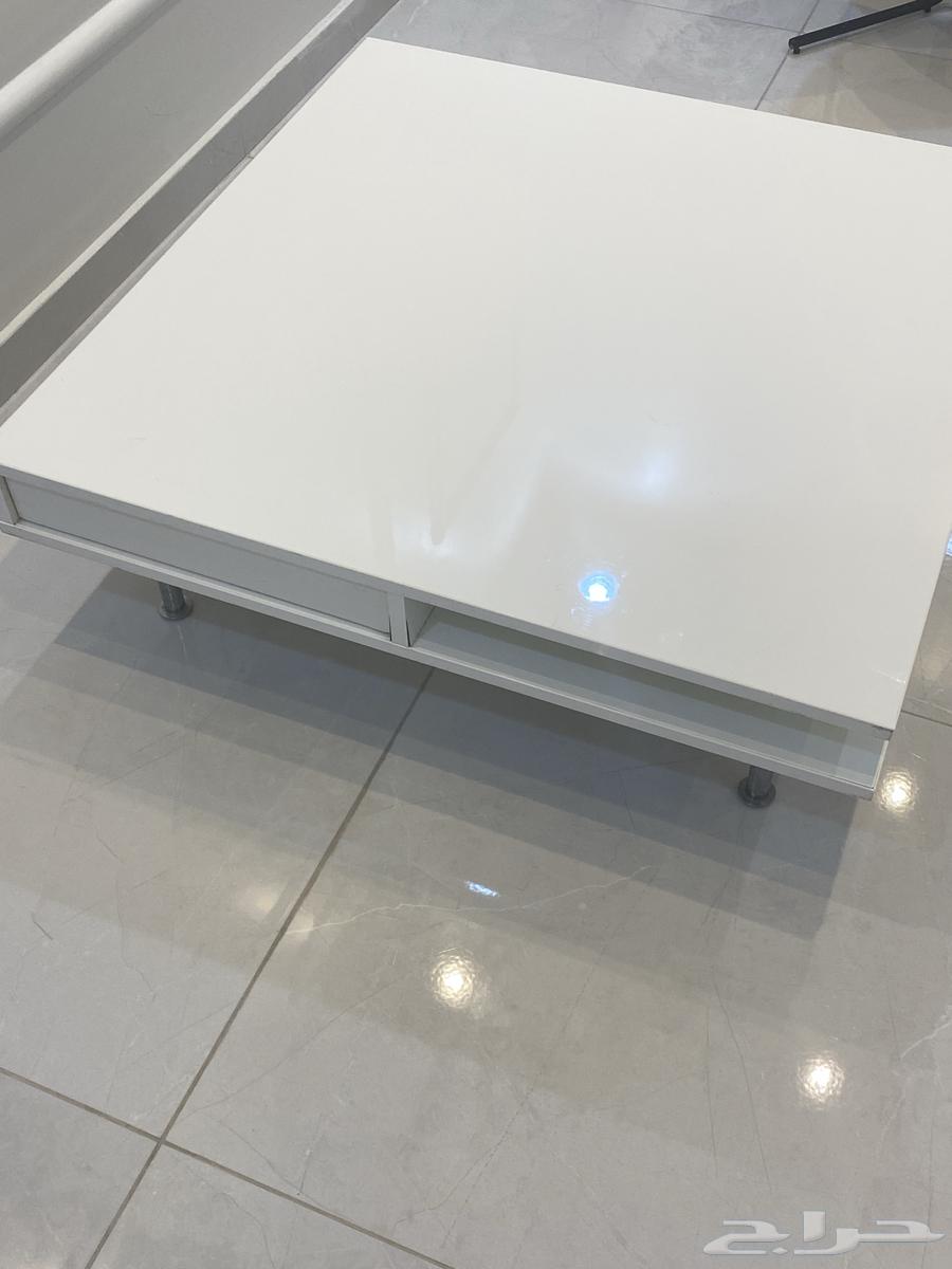 Table (New, Genuine Wood, No Defects)64623036149505112