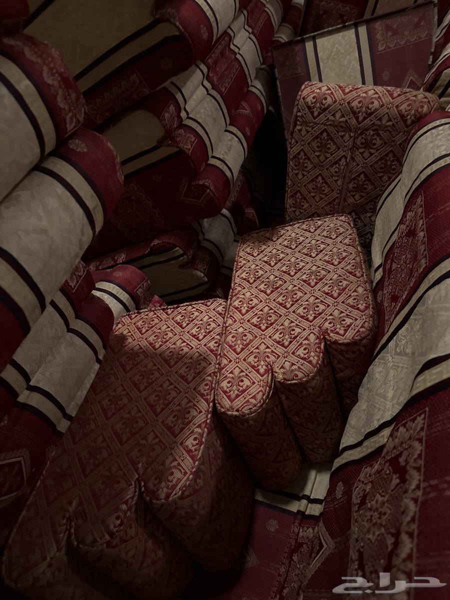 Sofas, Tables, and Chairs64622737667330113